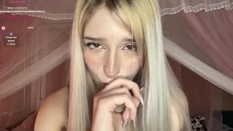 Eva online show from May 20, 9:27 am
