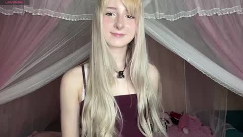 Eva online show from May 14, 8:45 am