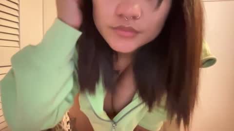 Miss Girly online show from September 23, 8:41 am