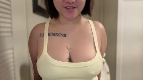 Miss Girly online show from March 13, 11:24 am