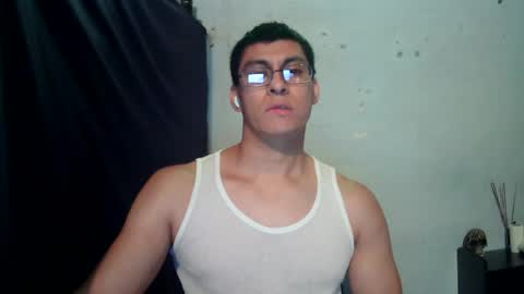 oomaurooo online show from June 15, 7:33 am