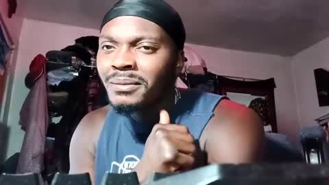 opaque772800 online show from October 22, 4:26 am