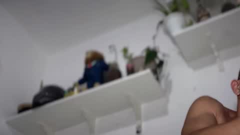 Snapshot of or690 chatting on October 5, 4:58 pm or online show from October 5, 4:58 pm