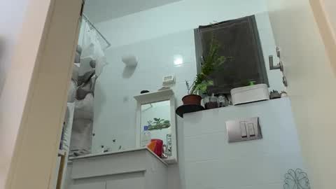 Snapshot of or690 chatting on January 30, 9:25 am or online show from January 30, 9:25 am