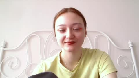 Melani  online show from April 29, 7:13 am