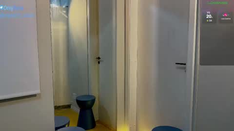 Snapshot of orgasmic_asian chatting on September 27, 8:50 pm Orgasmic Asian online show from September 27, 8:50 pm
