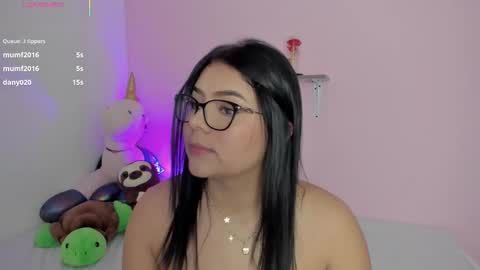 Miss Guzman  online show from November 15, 2:24 am