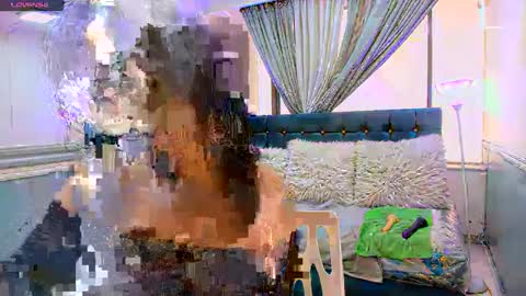 Oriana  online show from October 8, 3:07 pm