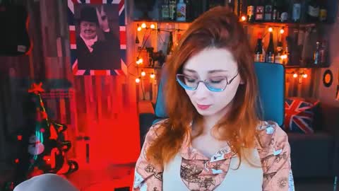 Snapshot of orianna_blade chatting on December 29, 4:40 pm Orianna - Hi Im into geek culture cosplay crafting LARP games. Shall we play DnD online show from December 29, 4:40 pm