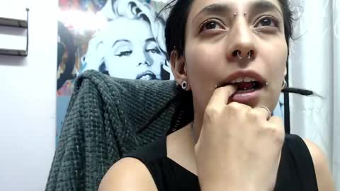 ORIANNA online show from April 21, 3:35 am