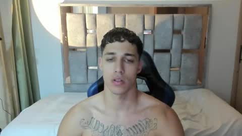 Orionblaze 69  online show from May 14, 2:43 am