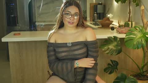 Orla online show from March 27, 2:28 am