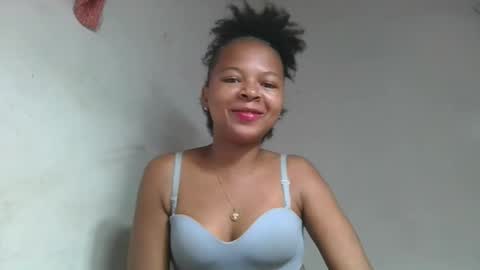 ornellahhh online show from October 3, 3:42 pm