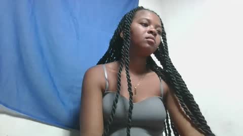 ornellahhh online show from February 5, 8:18 am