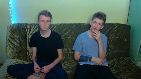 Oscar online show from December 28, 5:46 pm