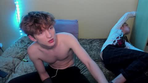 Oscar online show from December 8, 9:08 pm