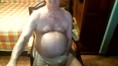 Snapshot of oscarw chatting on September 14, 3:24 pm Oscar online show from September 14, 3:24 pm