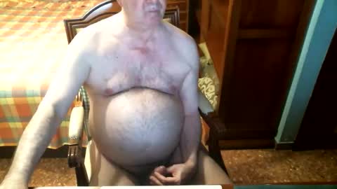 Snapshot of oscarw chatting on September 9, 3:23 pm Oscar online show from September 9, 3:23 pm