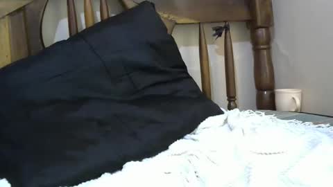 oshee444 online show from April 3, 11:39 am