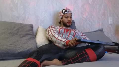 Snapshot of osher_cox chatting on November 1, 3:28 am osher_cox online show from November 1, 3:28 am