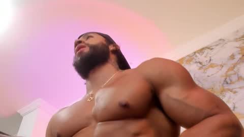 Snapshot of osher_cox chatting on March 1, 3:10 am osher_cox online show from March 1, 3:10 am