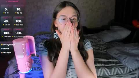 Leliana online show from September 21, 3:43 am