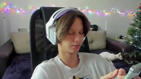 Ostin online show from December 14, 7:47 am