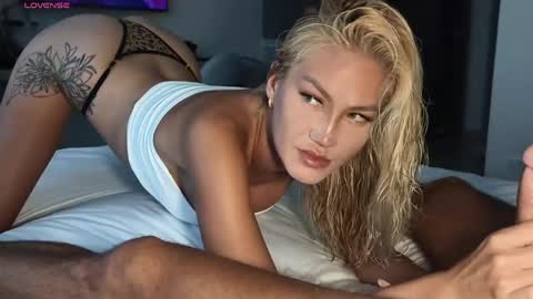 Irma Sophia  Dan online show from March 26, 2:17 am