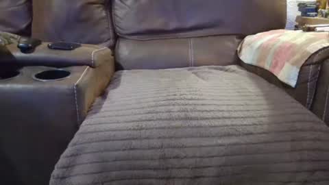 outdoorsmanmark71 online show from March 21, 7:47 am