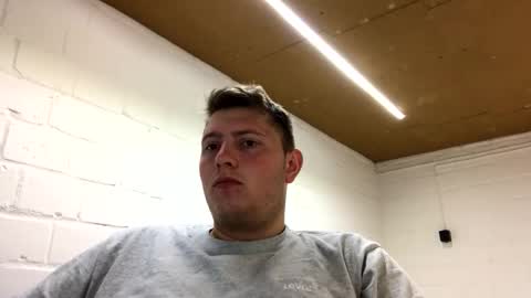 outflayd online show from April 8, 1:36 pm