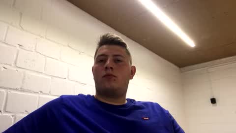 outflayd online show from March 25, 9:43 pm