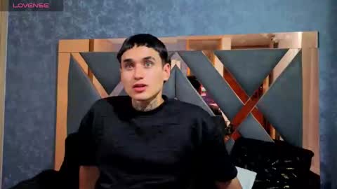 Snapshot of owen_desmond chatting on September 26, 2:30 am owen desmond online show from September 26, 2:30 am