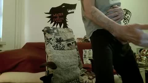 p83291869 online show from March 1, 3:49 pm