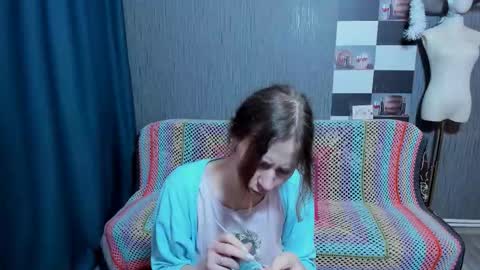 Ella online show from February 26, 11:02 am