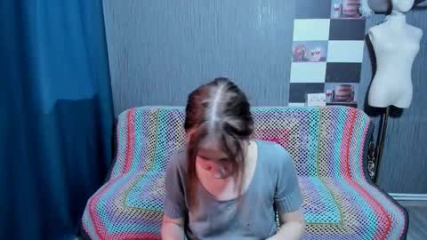 Ella online show from February 23, 8:49 am