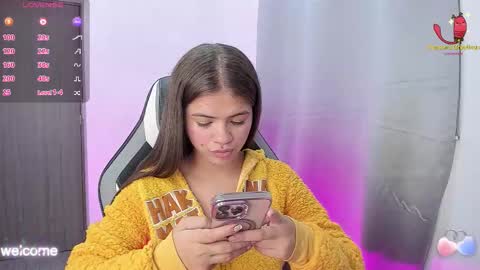 Paige online show from November 20, 4:44 am