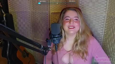 PaigeStation online show from January 10, 11:21 pm