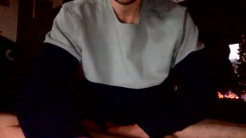 Snapshot of paintdude424 chatting on December 27, 5:48 pm paintdude424 online show from December 27, 5:48 pm