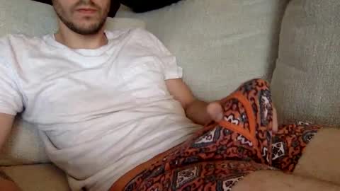 Snapshot of paintdude424 chatting on September 22, 3:05 pm paintdude424 online show from September 22, 3:05 pm