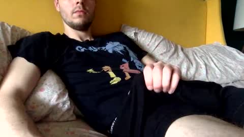 Snapshot of paintdude424 chatting on February 28, 5:26 pm paintdude424 online show from February 28, 5:26 pm