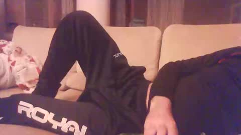 pallavolista73 online show from April 15, 11:27 pm