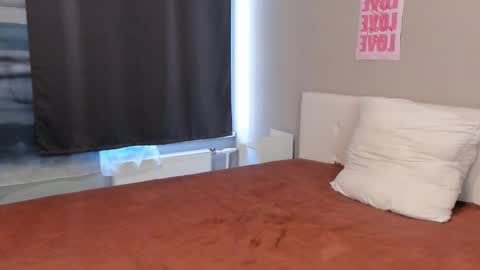 Paw Paw online show from February 14, 9:01 am