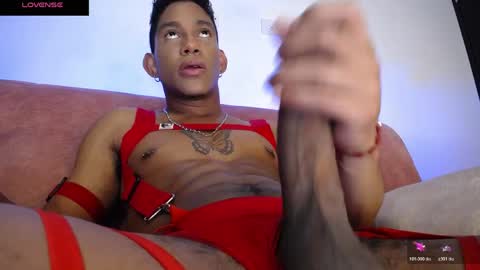 Palo Santo online show from April 2, 5:53 pm