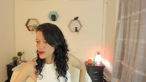 Paloma  online show from October 29, 9:15 pm