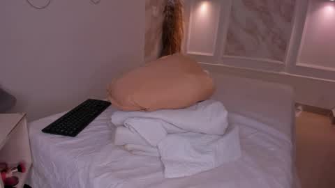 pamela online show from October 28, 9:16 pm