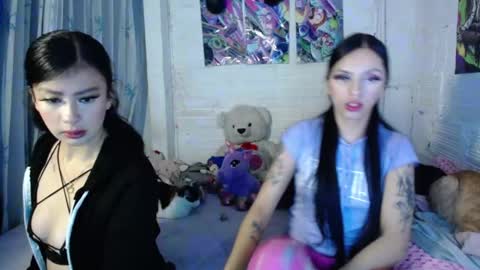 Pamela Reyess online show from November 4, 9:10 am