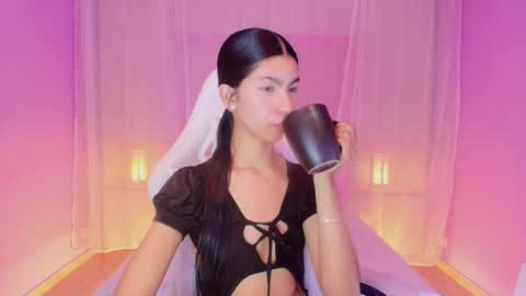  P A M  online show from March 6, 9:20 pm