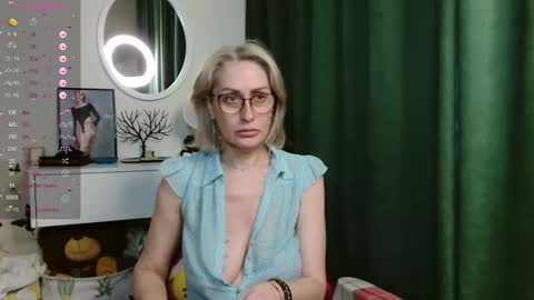 pamellamurphy online show from March 22, 8:29 am