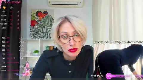 Snapshot of pamellamurphy chatting on October 13, 8:49 am pamellamurphy online show from October 13, 8:49 am