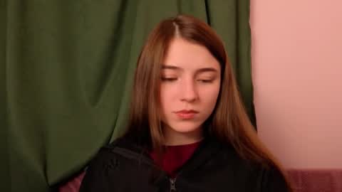 daniella online show from October 5, 7:54 pm